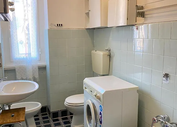 A Due Passi Dal Mare! 아파트 레반토